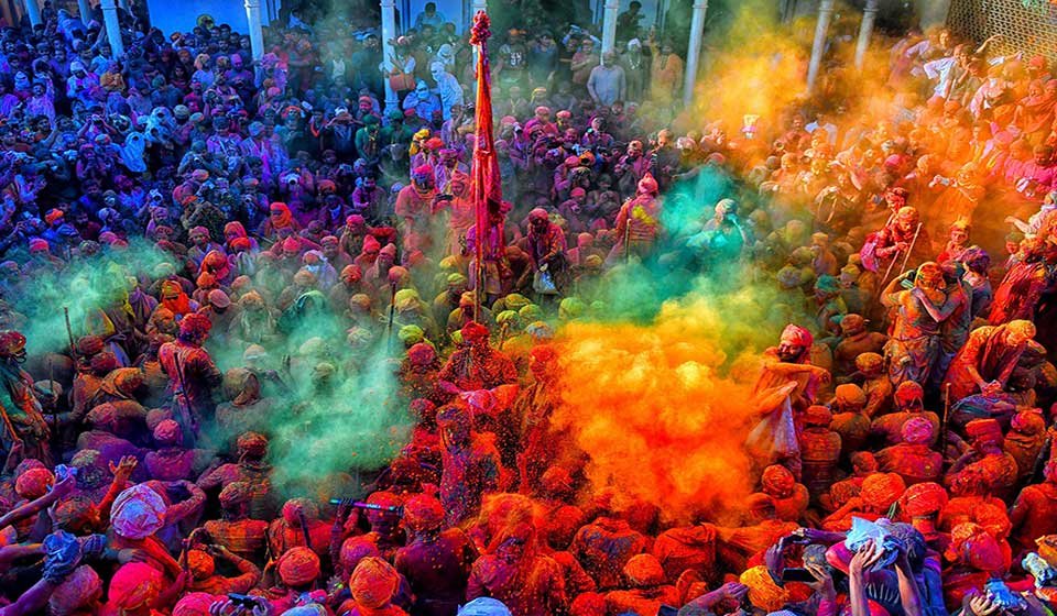 Nepal travels and tours - Holi Festival